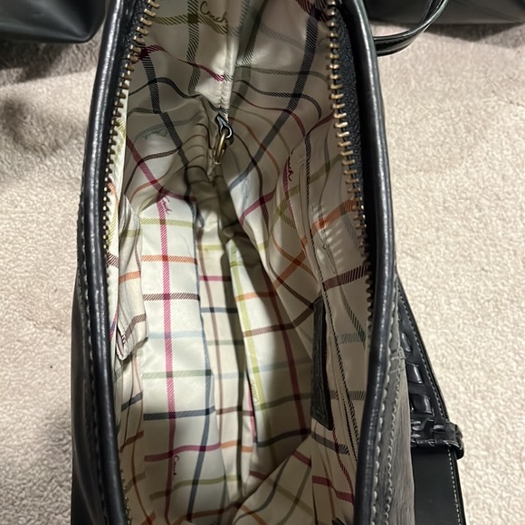 Black soft leather COACH bucket bag - Picture 3 of 3